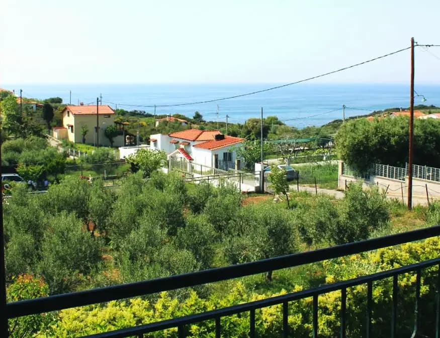 Balcon privat cu vedere la mare și apus