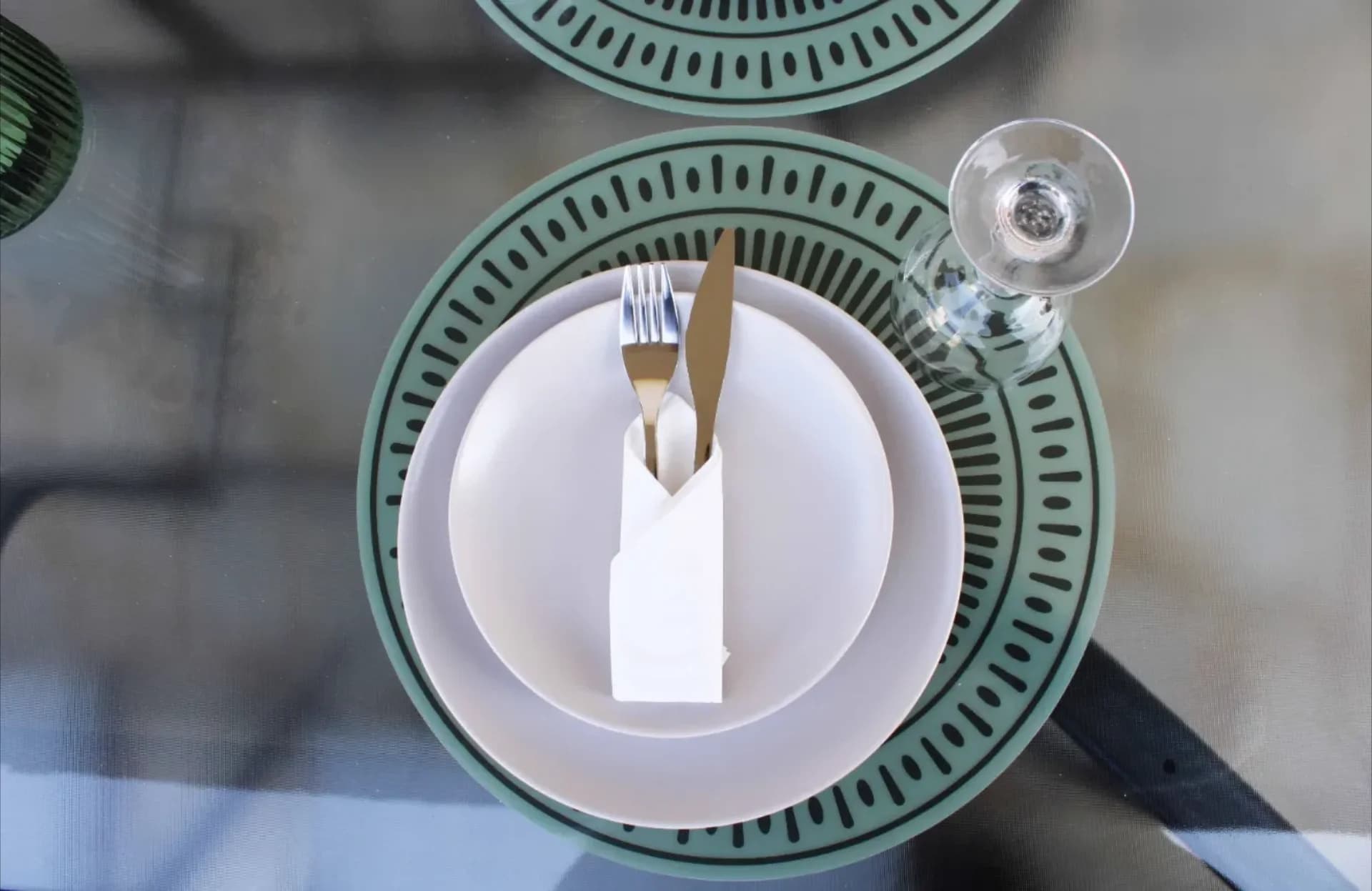 Grădină privată sigură pentru copii și grătar în familie în Potidea Halkidiki