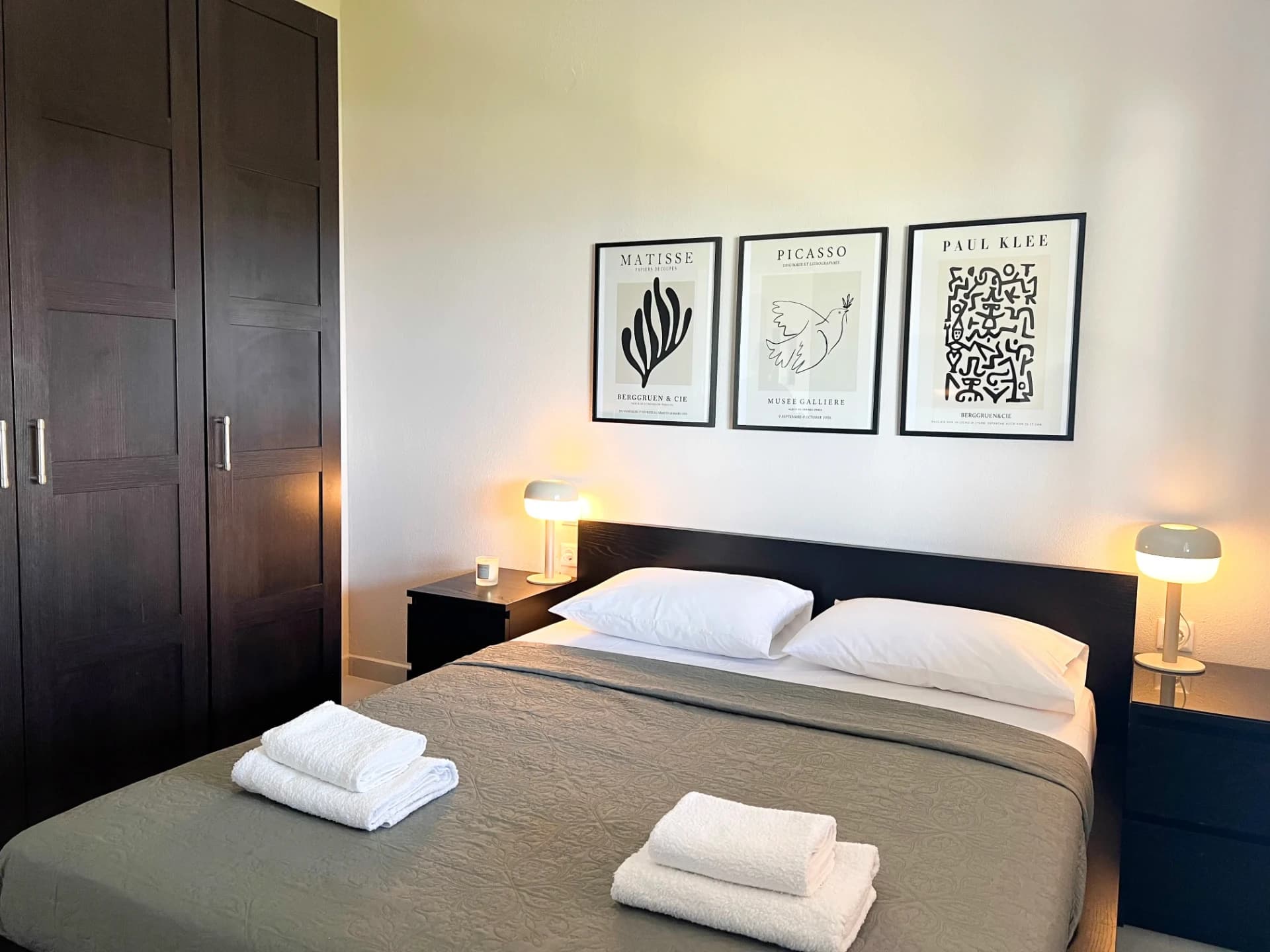 Dormitor luminos pentru membrii familiei