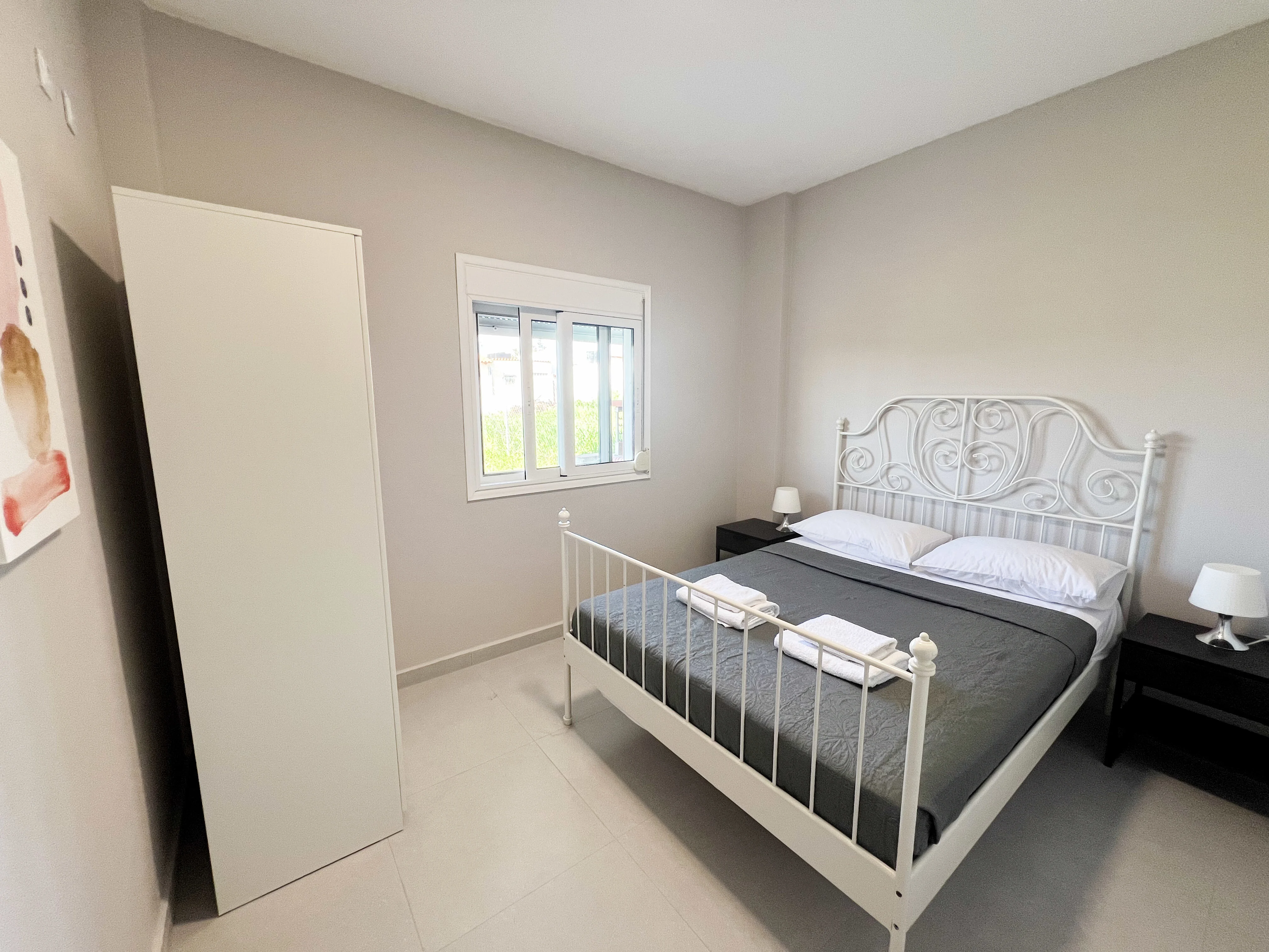 Dormitor matrimonial spațios la Casa De Vara Villa